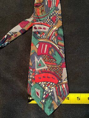100% SILK MEN'S NECKTIE FROM MEN'S WEARHOUSE